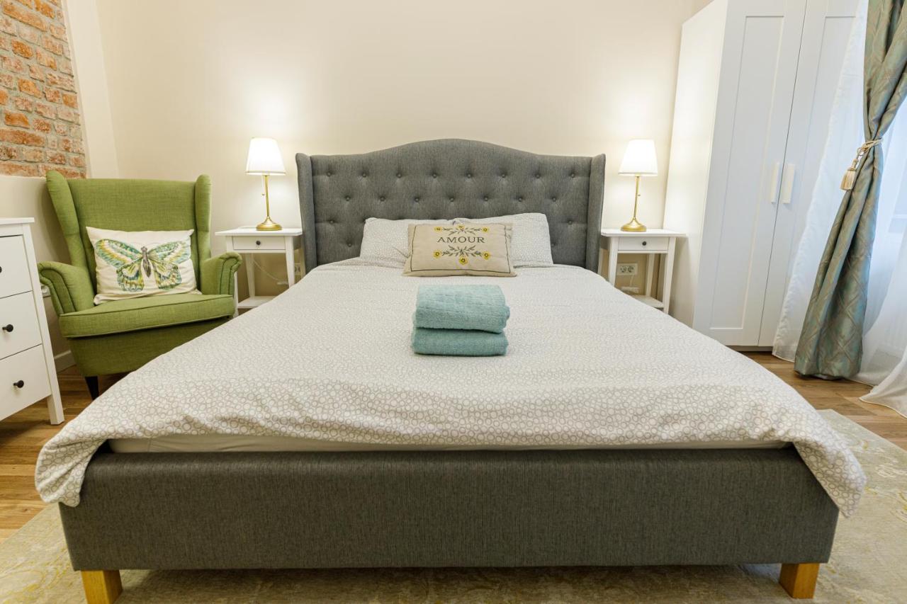 Beautiful Apartment In Heart Of Historical Center Timişoara Extérieur photo